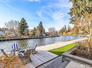 3121 Hunts Point Cir, Hunts Point, WA 98004