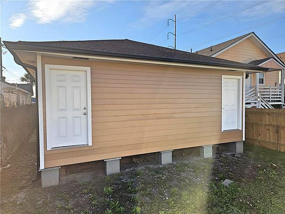 5th image of 2933 Marigny St