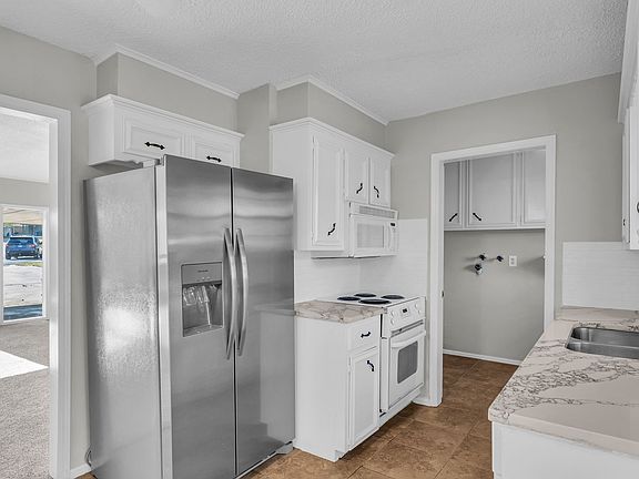 2nd image of 5803-5805 E 35th St S