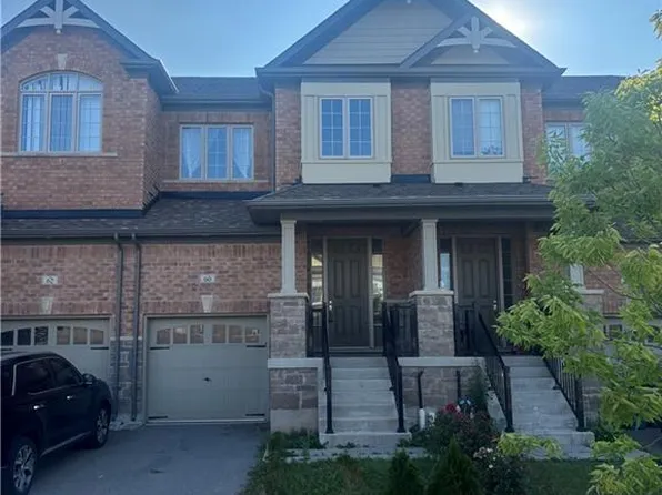60 Reistwood Dr, Kitchener, ON N2R 0N8