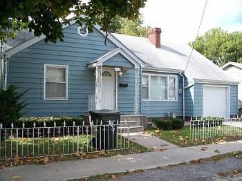 1st image of 212 N 16th St