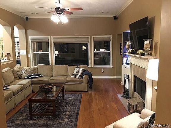 5th image of 3836 Claiborne Cir
