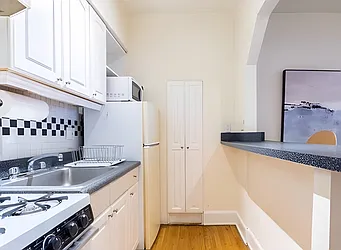 Rented by Park Avenue Properties