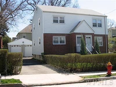 2nd image of 24 Rossiter Ave