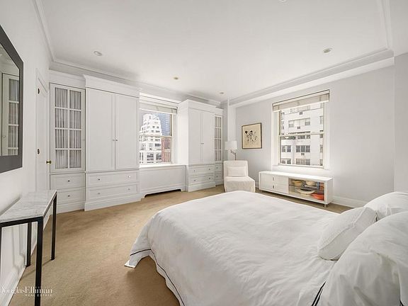 3rd image of 465 Park Ave APT 14D