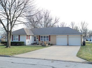 428 W Kay St, Marshall, MO 65340