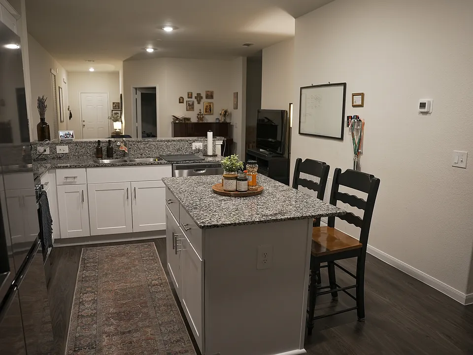 10810 Parra Peek Dr