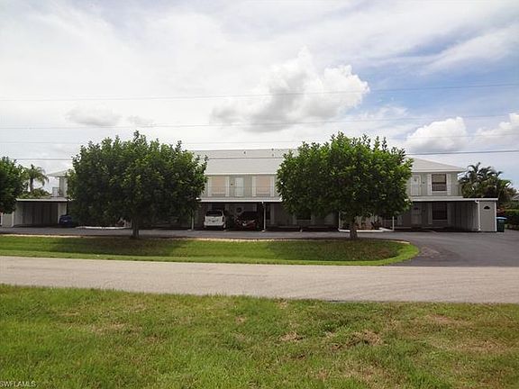2nd image of 922 SW 48th Ter APT 113