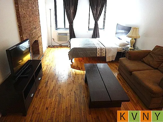 Rented by KVNY Soho | media 33