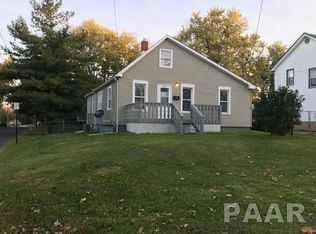 409 W Court St, Eureka, IL