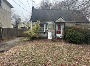 309 Depot Road, Huntington Station, NY 11746