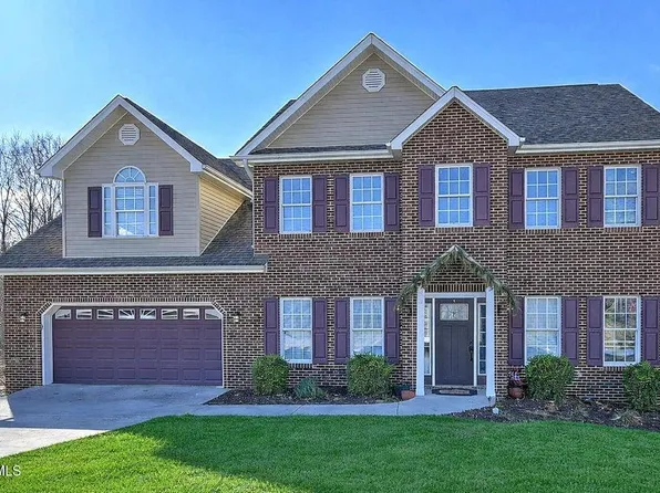 616 Kings Ridge Dr, Blountville, TN 37617