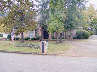 1906 Pinehurst St, Tyler, TX 75703