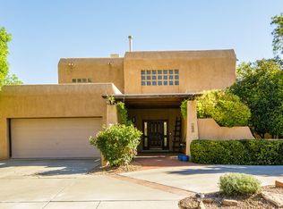 1695 Tierra Del Rio NW, Albuquerque, NM 87107