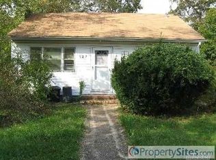 127 Baybright Dr E, Shirley, NY 11967