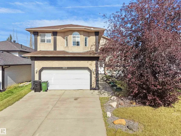 2832 36b Ave NW, Edmonton, AB T6T 1N4