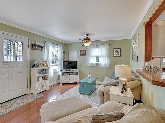 2nd image of 168 Watkins Ave