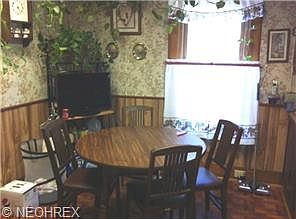 5th image of 424 Olive Ave NE