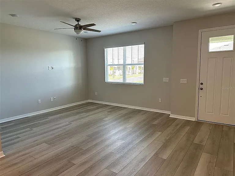2295 Garden Belle Dr — Photo 6
