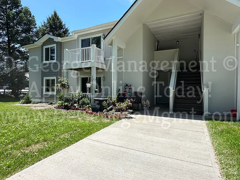 Pine Ridge Apartments — Photo 69