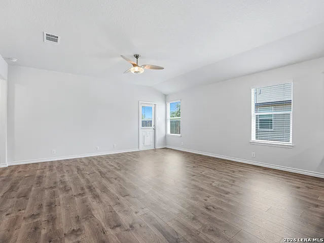 804 Red Riv — Photo 13