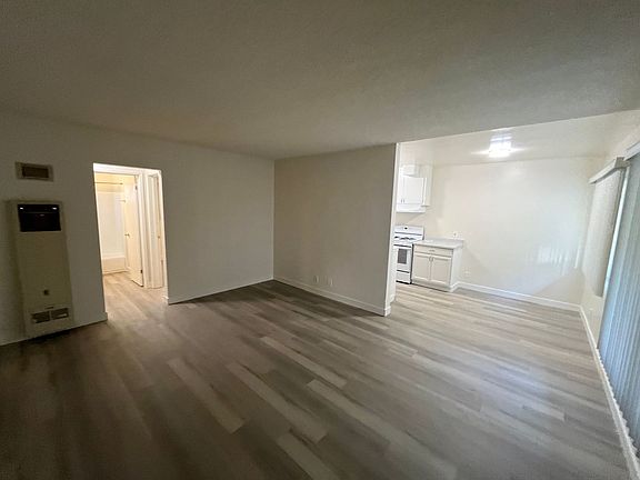 3rd image of 1848 Purdue Ave APT 1