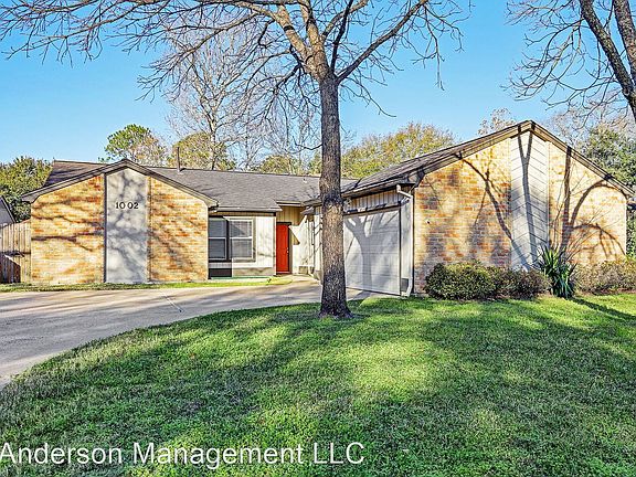 2nd image of 1002 Oxborough Dr