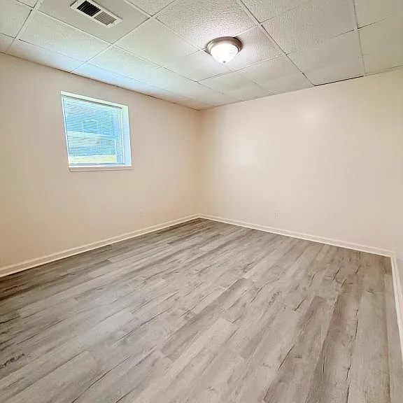 104 Brown Ct #8 — Photo 16