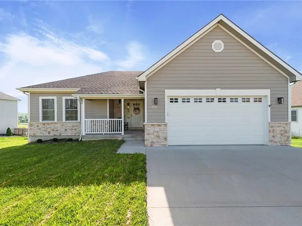 1506 Arbor Ln, Atchison, KS 66002