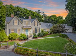 40 Cherry St, Wenham, MA 01984