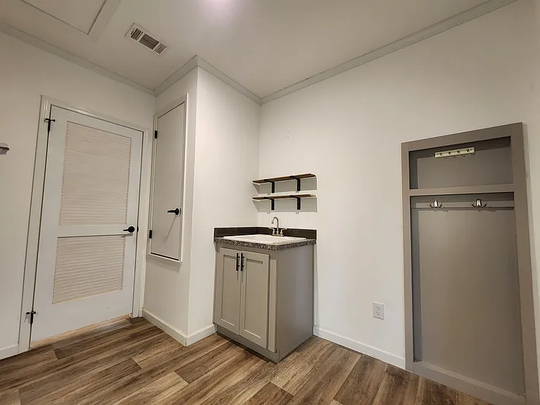 180 Christensen Rd — Photo 21