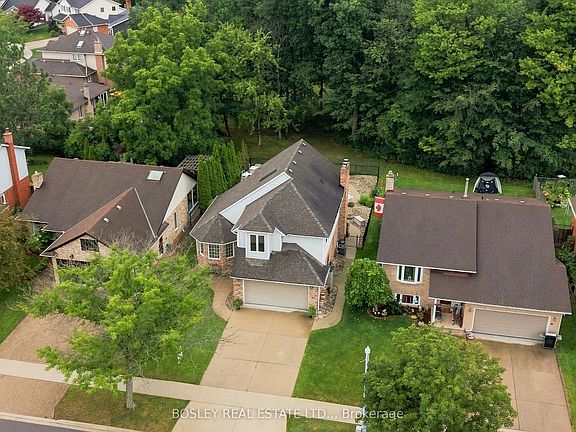 5th image of 236 Northwood Dr