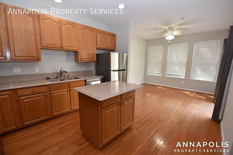 225 tilden way — Photo 2