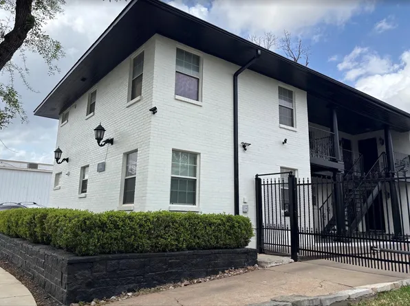 2030 Portsmouth St APT 4, Houston, TX 77098