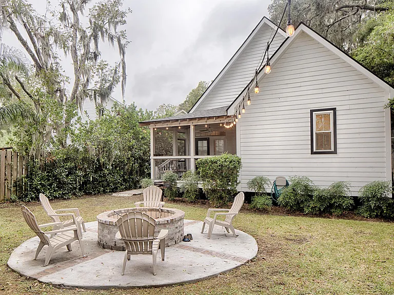 3206 Robertson Ave — Photo 11