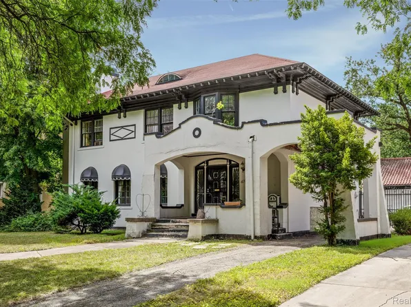7435 La Salle Blvd, Detroit, MI 48206