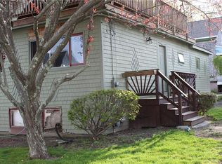 120 Tallman Ave, Portsmouth, RI 02871
