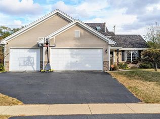 14117 Reston Dr, South Beloit, IL 61080