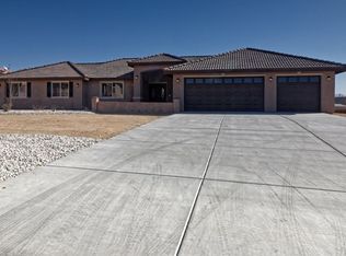 16035 Tude Rd, Apple Valley, CA 92307
