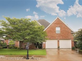 503 Lyndal Ln, Bentonville, AR 72712