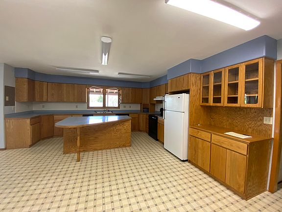2nd image of 222 E Keays St