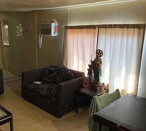 4th image of 6512 W Van Buren St #40