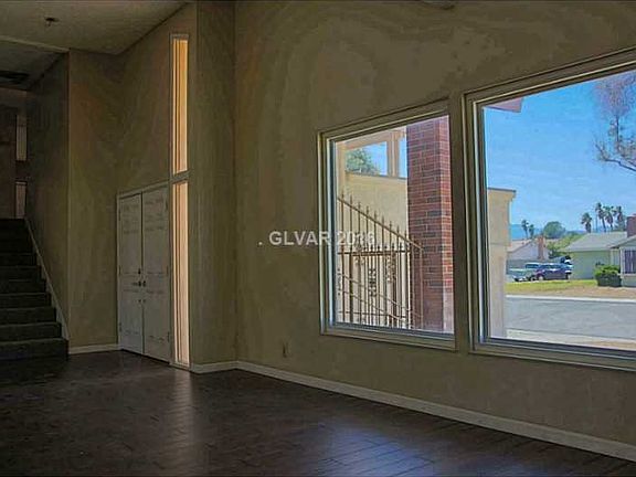 2nd image of 4362 Flowerdale Ct