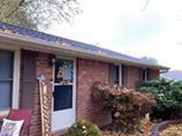 3422 Hermitage Dr, Hopkinsville, KY 42240