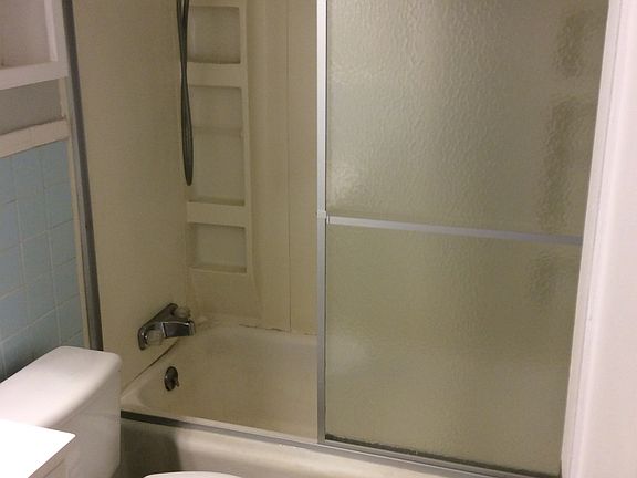 3rd image of 920 Kingswood Dr