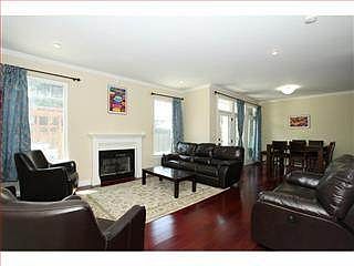 5th image of 128 Shelley Ave