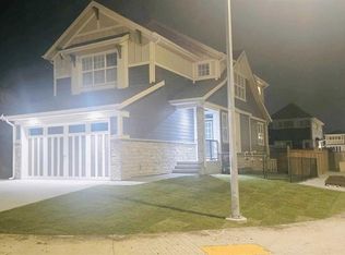 158 E Magnolia Path SE, Calgary, AB T3M 3X9