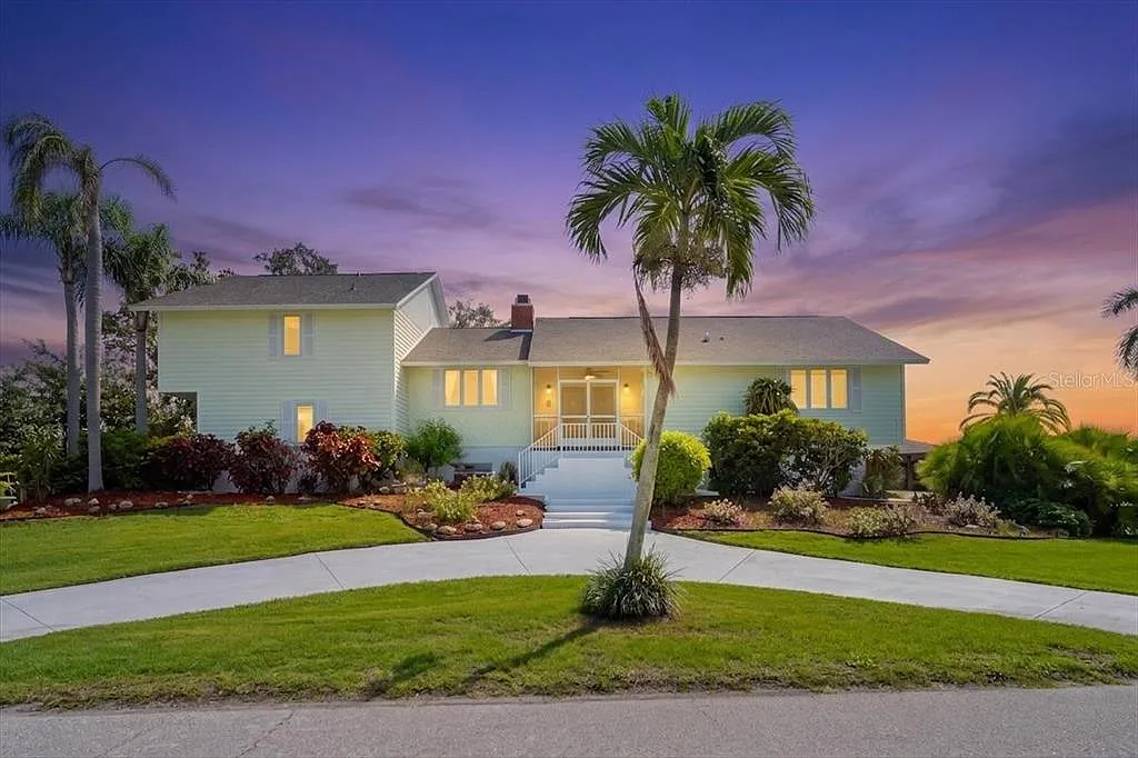 4 bed, 3.5 bath, 2926 sqft, $6,500 — Photo 1