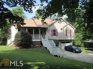 70 W Ridge Dr, Temple, GA 30179