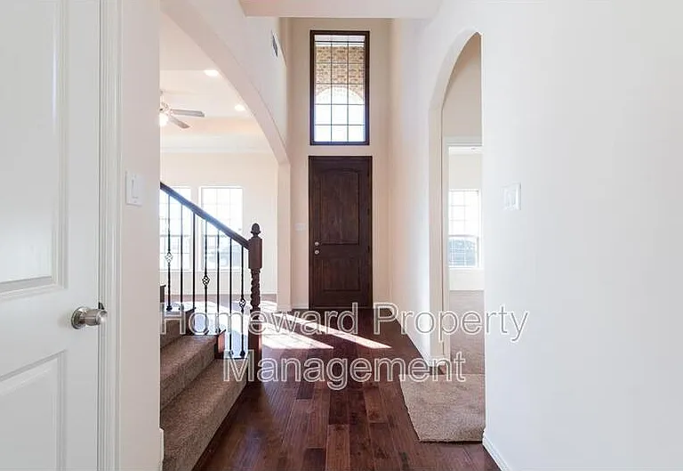 4004 Hanaa Ct — Photo 9